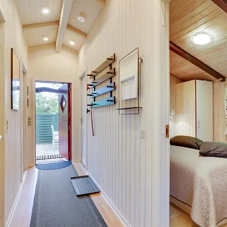 Gail - 400m To The Fjord By Interhome Feriehus