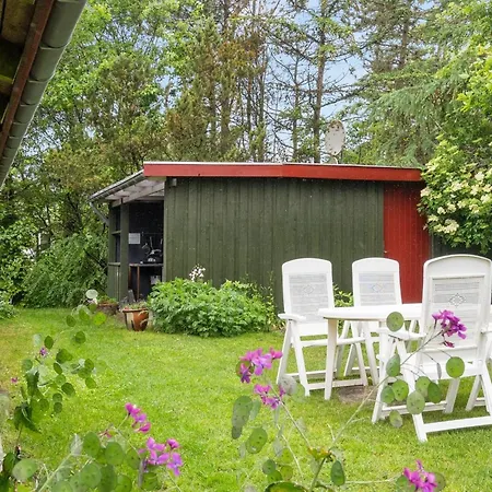 Gail - 400m To The Fjord By Interhome *